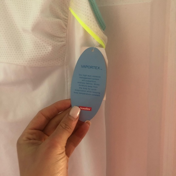 Lucky in love workout top - Picture 3 of 3